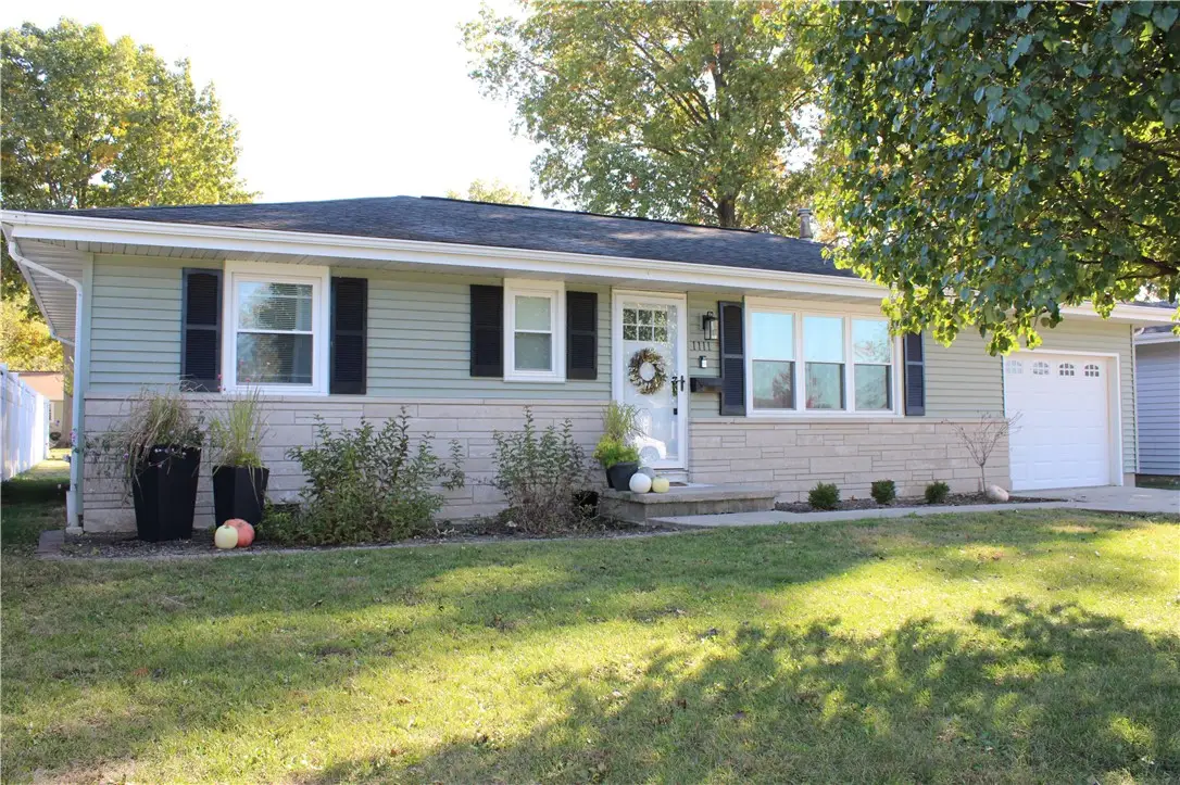1111 W Northland Drive, Shelbyville, IL 62565 - Image #1