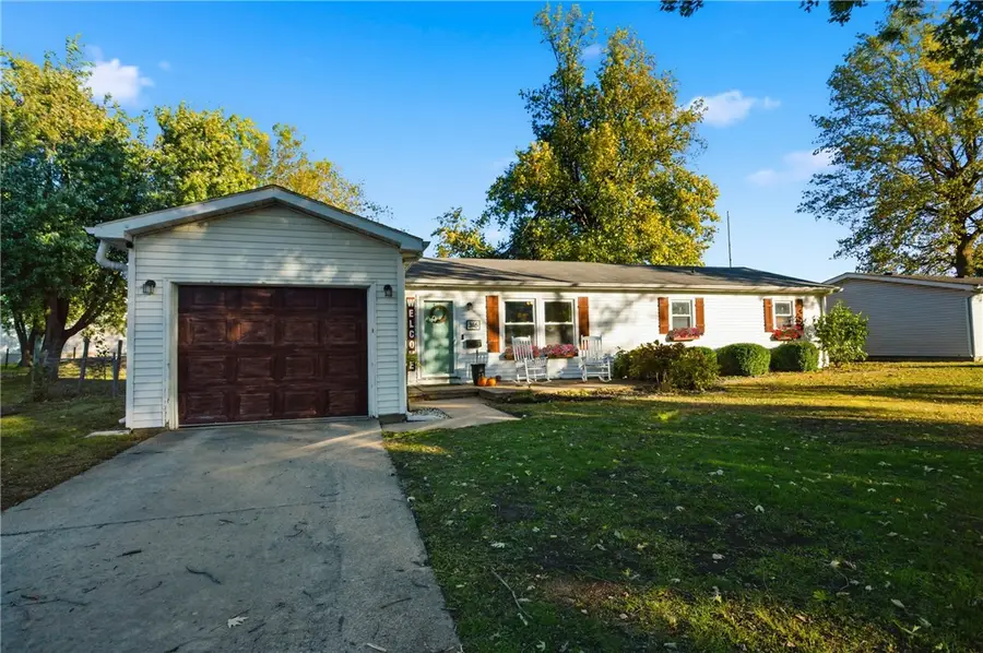 316 N Walnut Street, Arcola, IL 61910 - Image #3