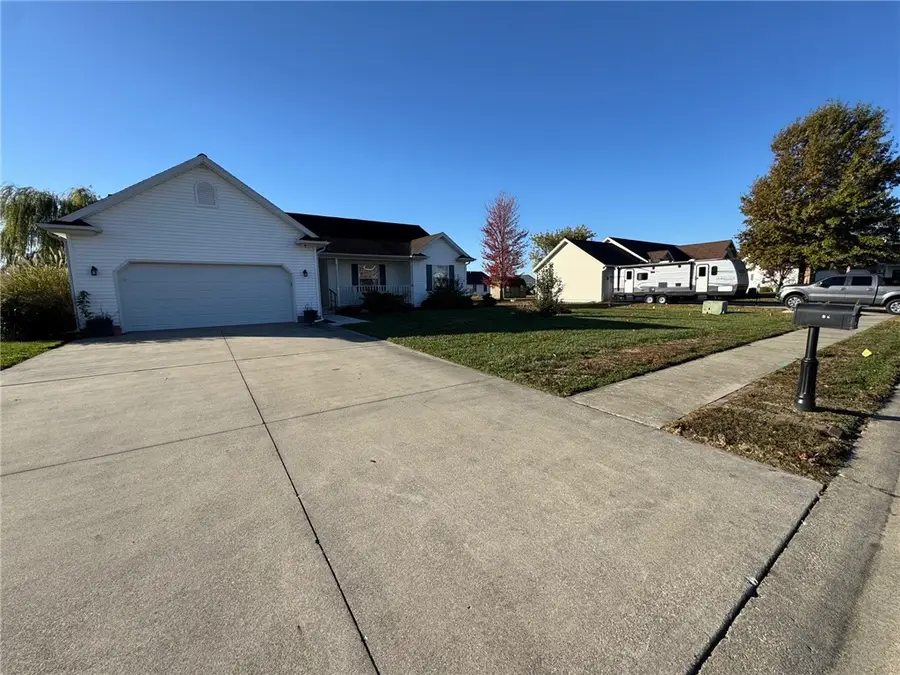 103 E Mount Vernon Avenue, Effingham, IL 62401 - Image #3