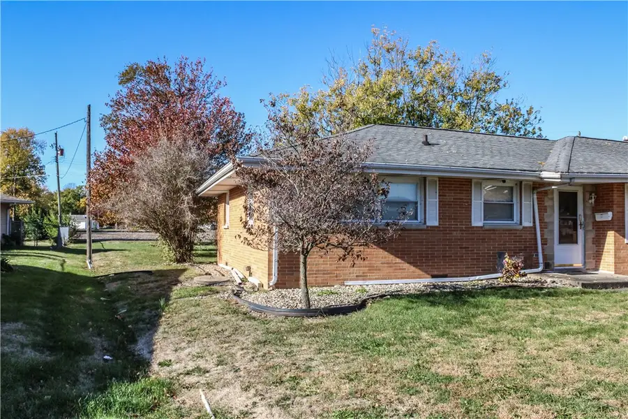 231 Circle Drive, Mattoon, IL 61938 - Image #2