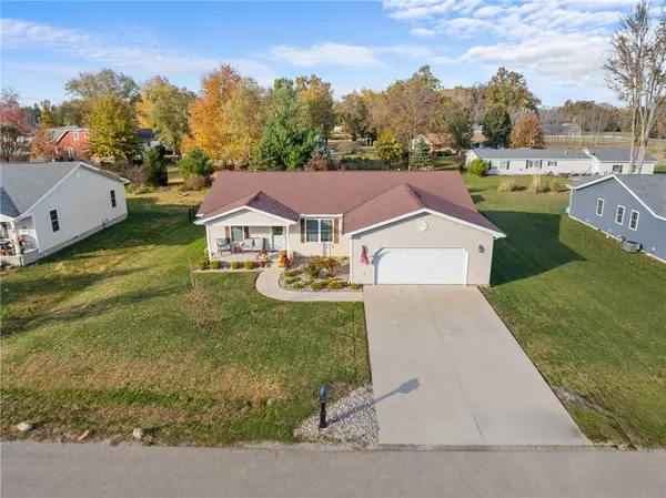 104 Thomas Drive, Marshall, IL 62441