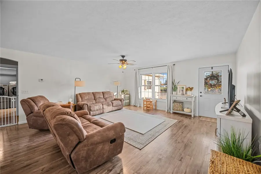 104 Thomas Drive, Marshall, IL 62441 - Image #3