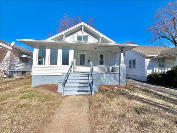 724 Center Street, Decatur, IL 62526