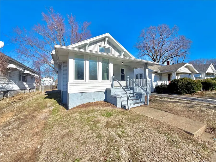 724 Center Street, Decatur, IL 62526 - Image #2