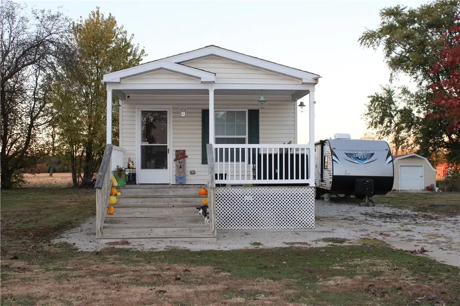 2141 E 790 North Road, Shelbyville, IL 62565 - Image #2