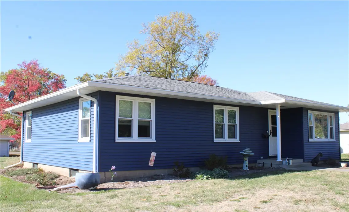 804 N Long Street, Shelbyville, IL 62565 - Image #1