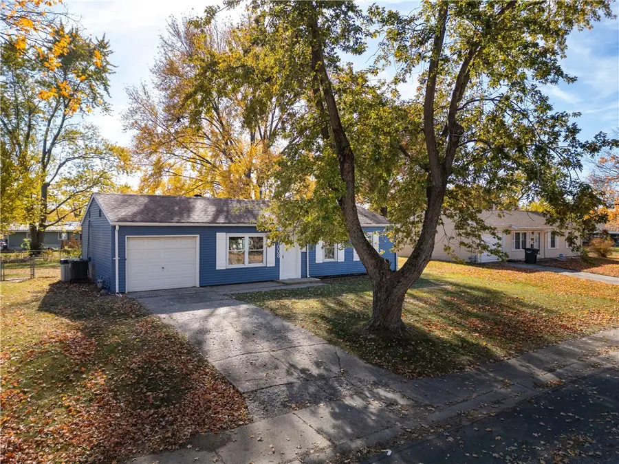 1008 Holiday Drive, Danville, IL 61832 - Image #2