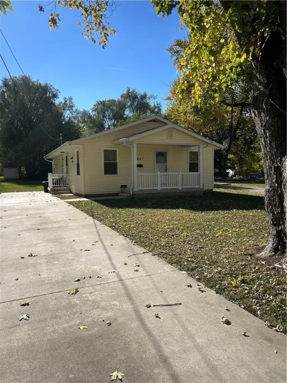 3937 E Hickory Street, Decatur, IL 62526 - Image #2