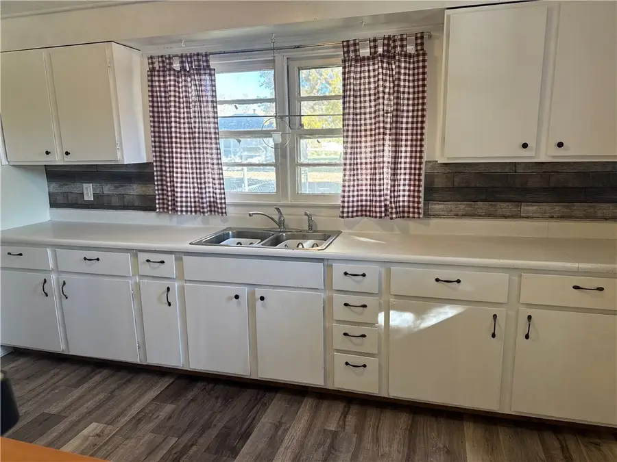 505 Central Avenue, Tilton, IL 61833 - Image #2