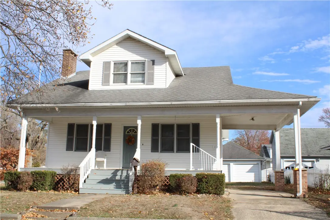 213 N Wood Street, Shelbyville, IL 62565 - Image #1