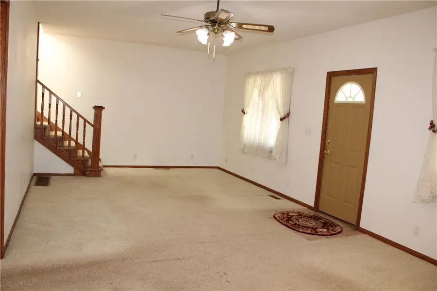 213 N Wood Street, Shelbyville, IL 62565 - Image #3