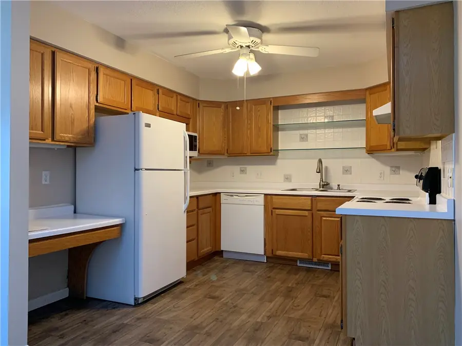 2150 S Imboden Place, Decatur, IL 62521 - Image #3