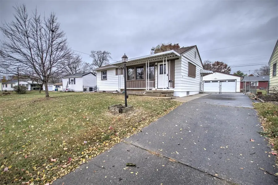 14 E Carroll Drive, Decatur, IL 62521 - Image #2