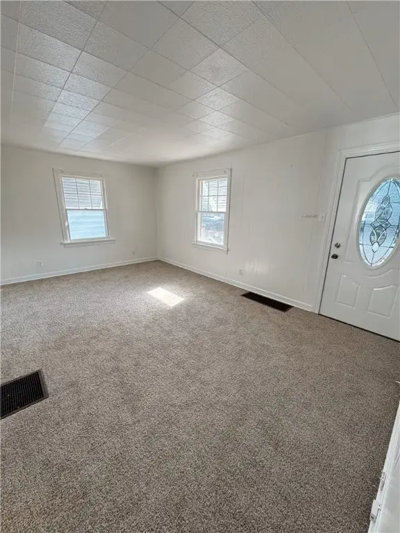 1566 Vanderhoof Street, Decatur, IL 62521 - Image #3