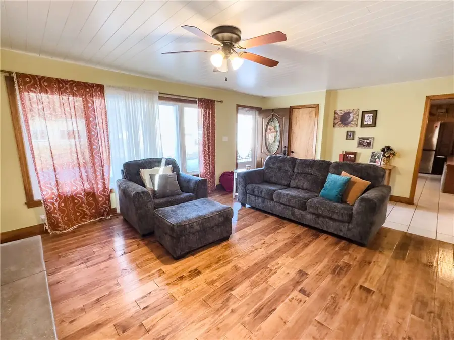 312 N Mill Street, Olney, IL 62450 - Image #3