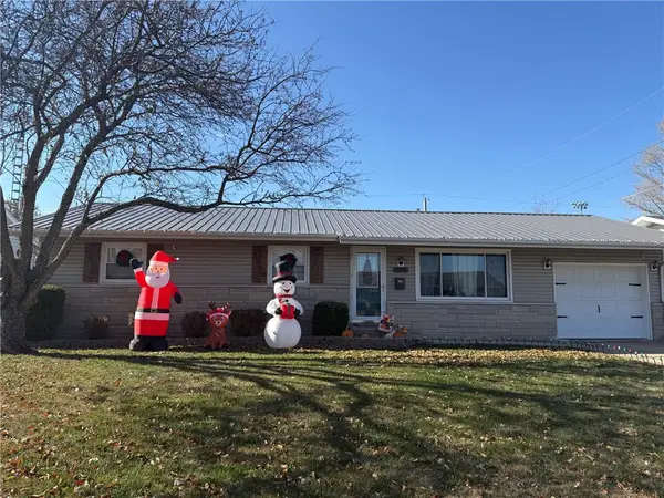 905 S 23rd Street, Mattoon, IL 61938