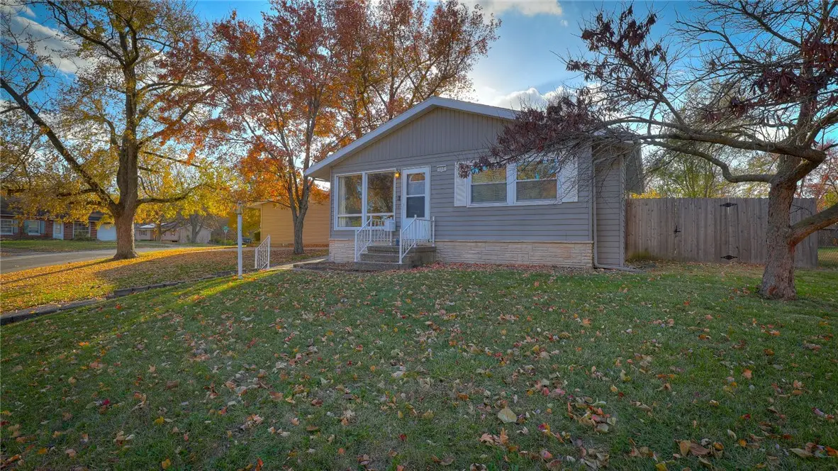 112 Ridgeway Drive, Decatur, IL 62521 - Image #1