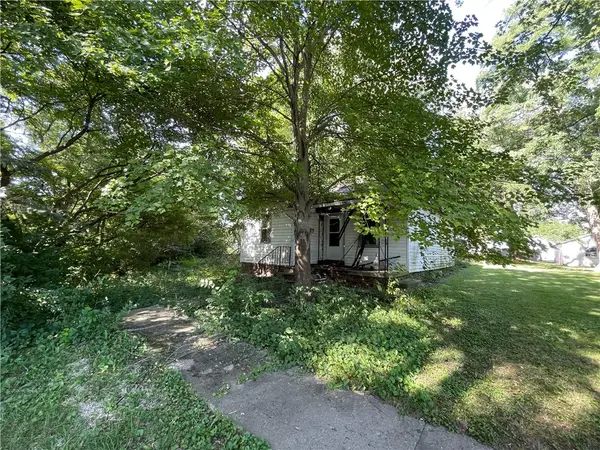 608 Elm Street, Villa Grove, IL 61956