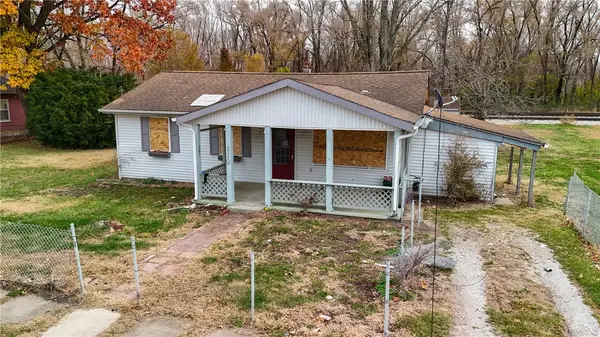 112 E 8th Street, Tilton, IL 61833