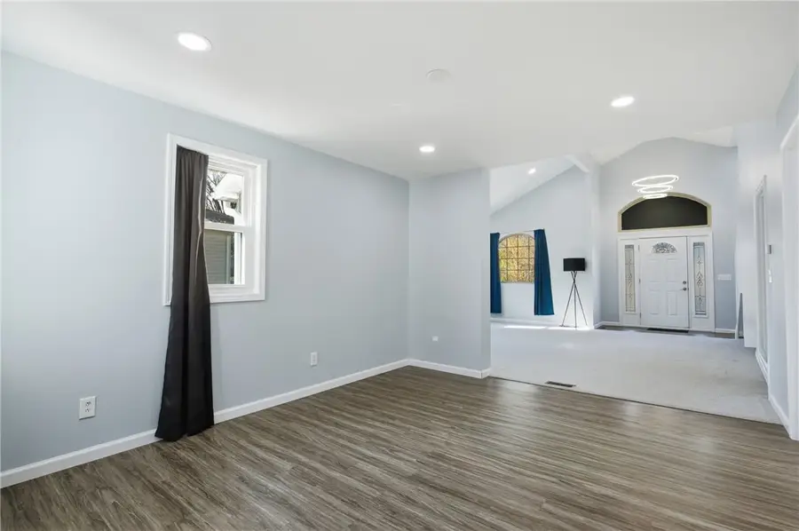 943 2nd Street, Charleston, IL 61920 - Image #3