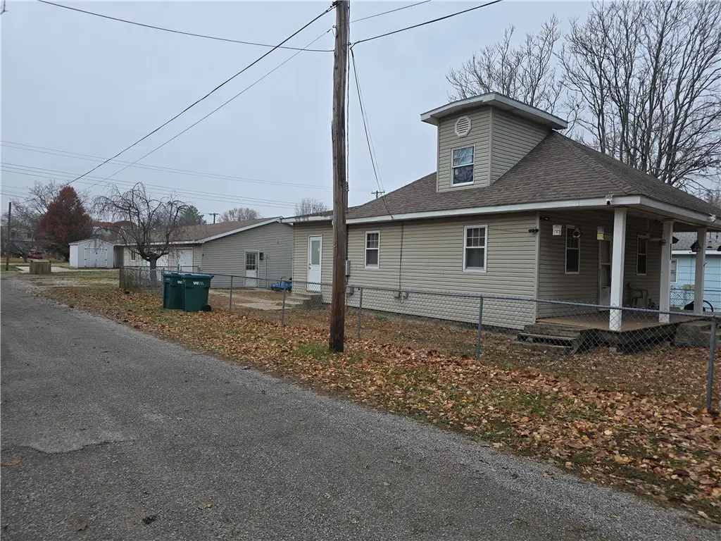 801 N 21st Street, Mattoon, IL 61938 - Image #1