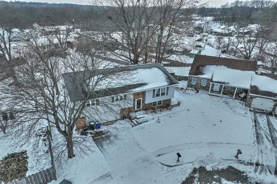 1051 Valley View Court, Decatur, IL 62522 - Image #3