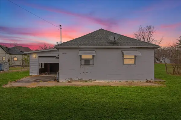 218 Elm Street, Hoopeston, IL 60942