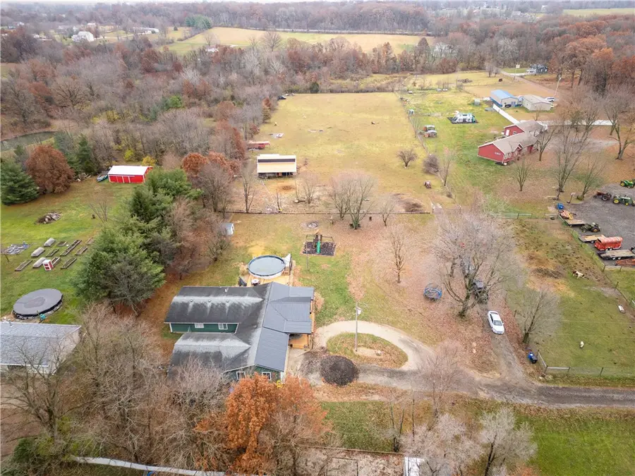 17057 Stable Lane, Danville, IL 61834 - Image #2