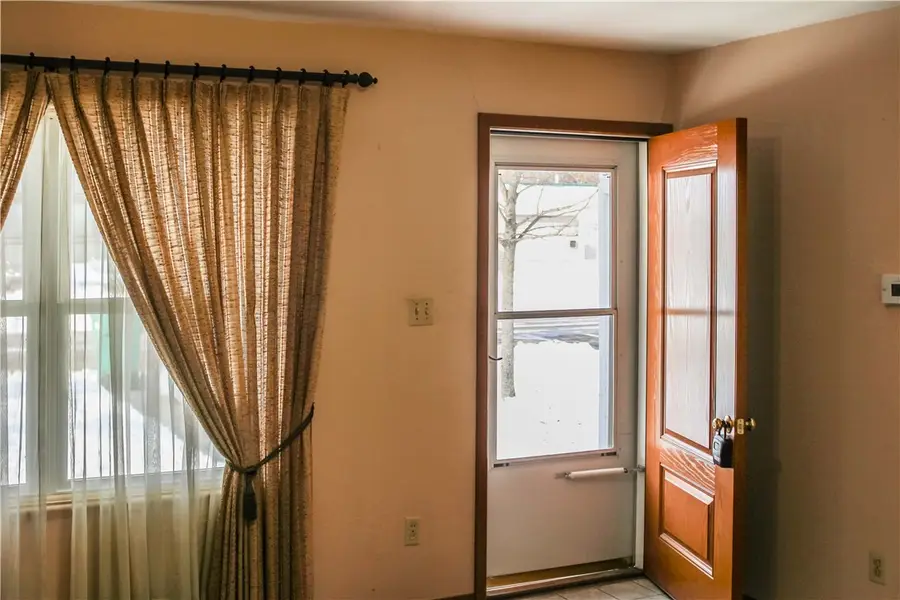 1420 S 3rd Street, Mattoon, IL 61938 - Image #3