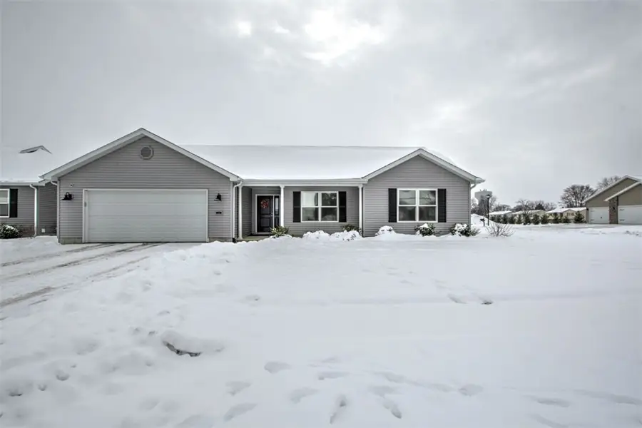 645 Pearl Court, Mount Zion, IL 62549 - Image #2
