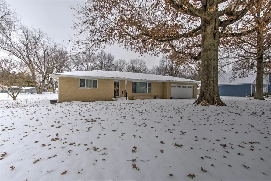 360 N Main Street, Niantic, IL 62551 - Image #2