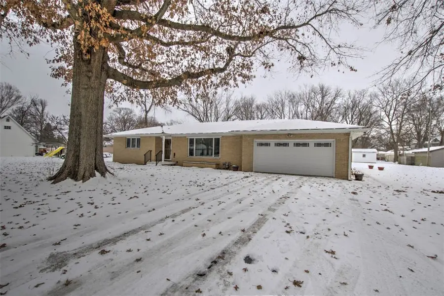 360 N Main Street, Niantic, IL 62551 - Image #3