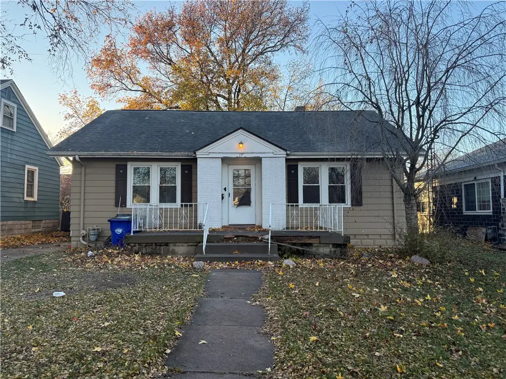 17 West Drive, Decatur, IL 62526 - Image #1