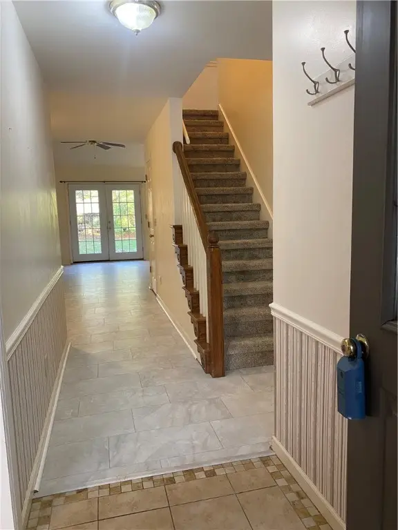 2405 Woodlawn Drive, Charleston, IL 61920 - Image #2