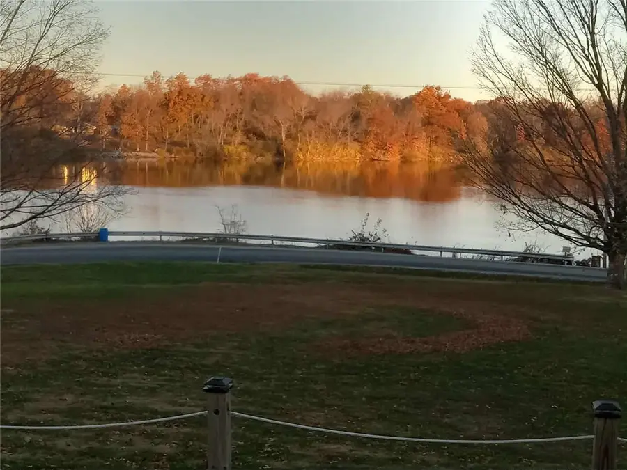 1909 Scenic Lane, Mattoon, IL 61938 - Image #3