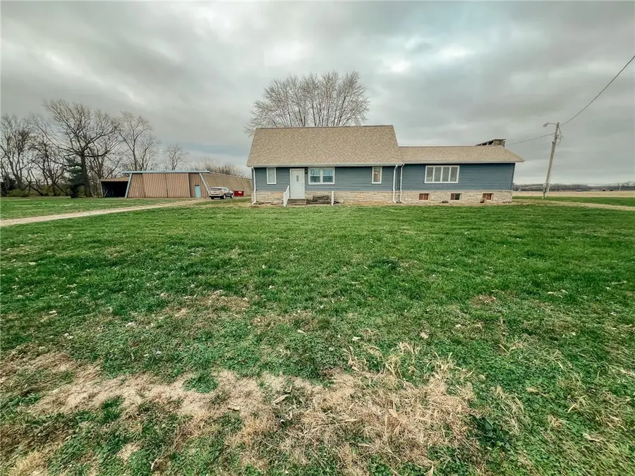 14298 N 1650th Street, Palestine, IL 62451 - Image #2