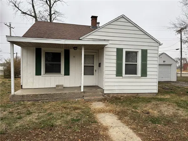 1 Brown Court, Mattoon, IL 61938