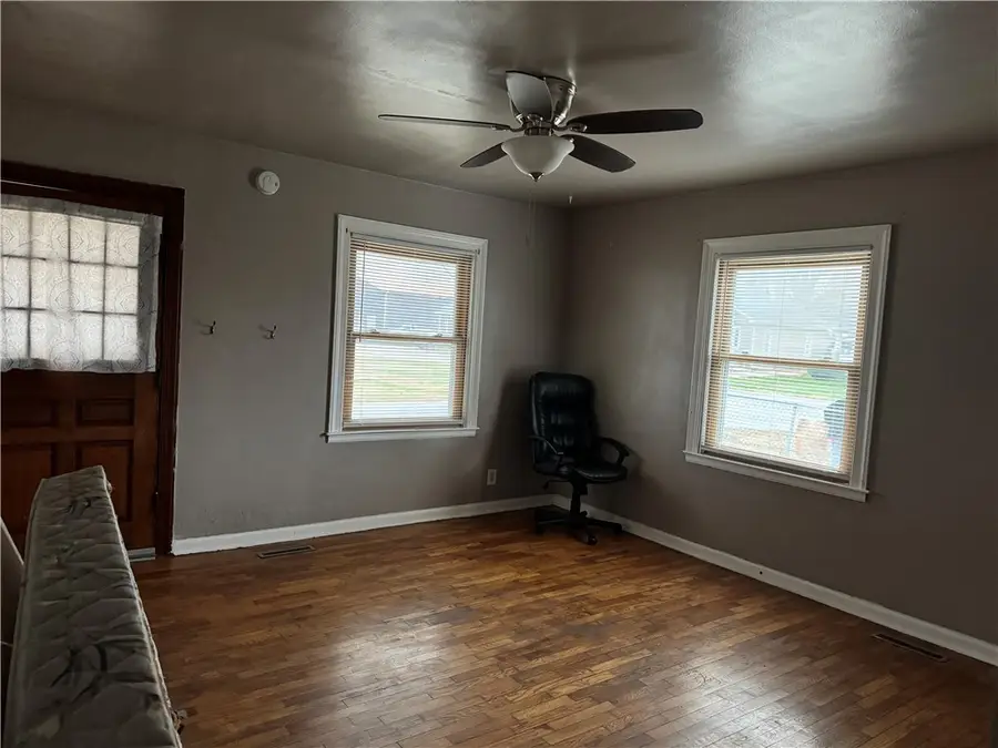 1 Brown Court, Mattoon, IL 61938 - Image #3