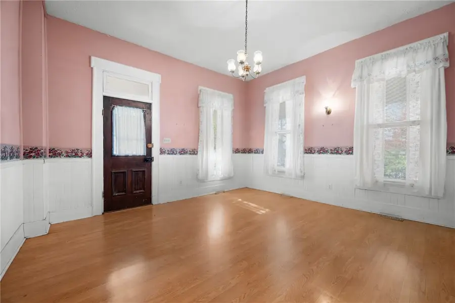 410 Ten Broeck Street, Paris, IL 61944 - Image #2