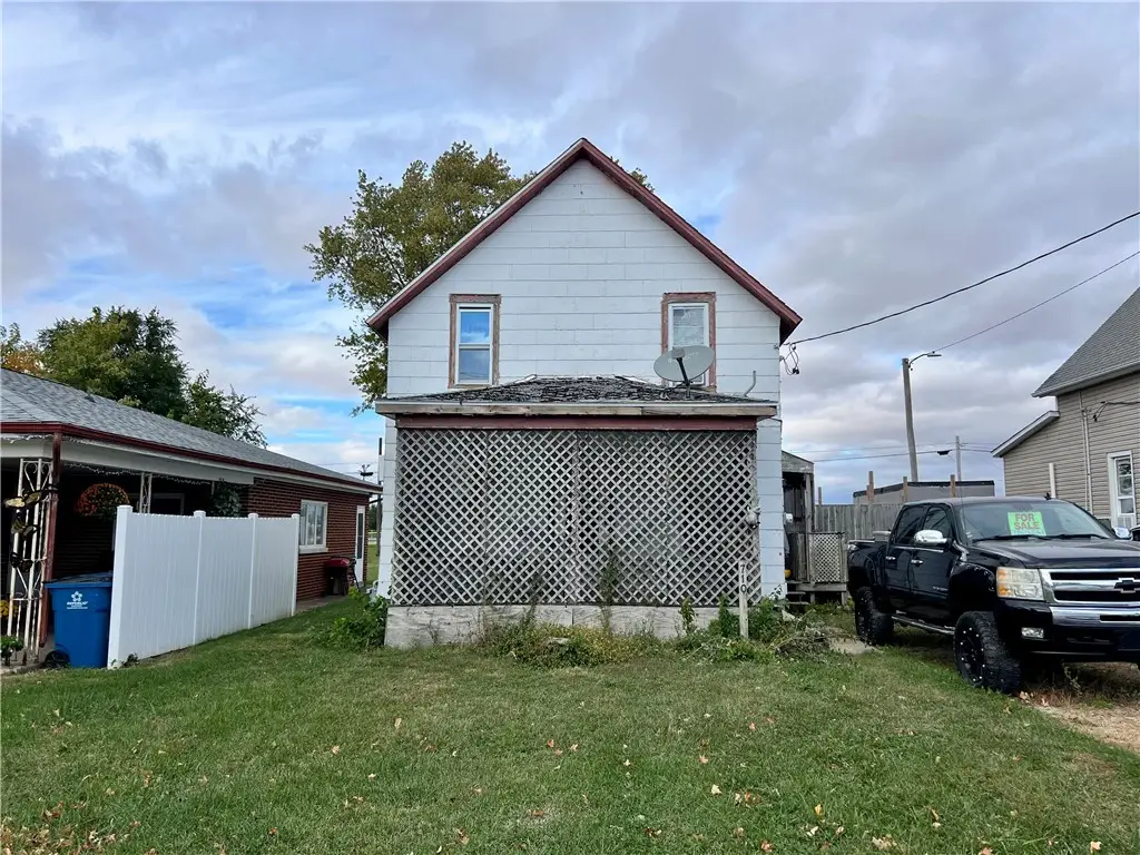710 Main Street, Hoopeston, IL 60942 - #1