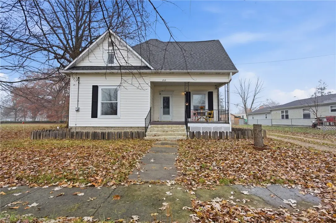 212 S Broadway Street, Greenup, IL 62428 - Image #1