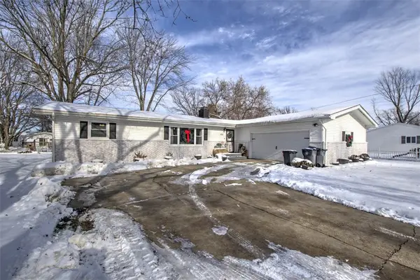 414 W Crea Street, Cerro Gordo, IL 61818