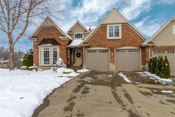 1208 Mini Hills Drive, Effingham, IL 62401