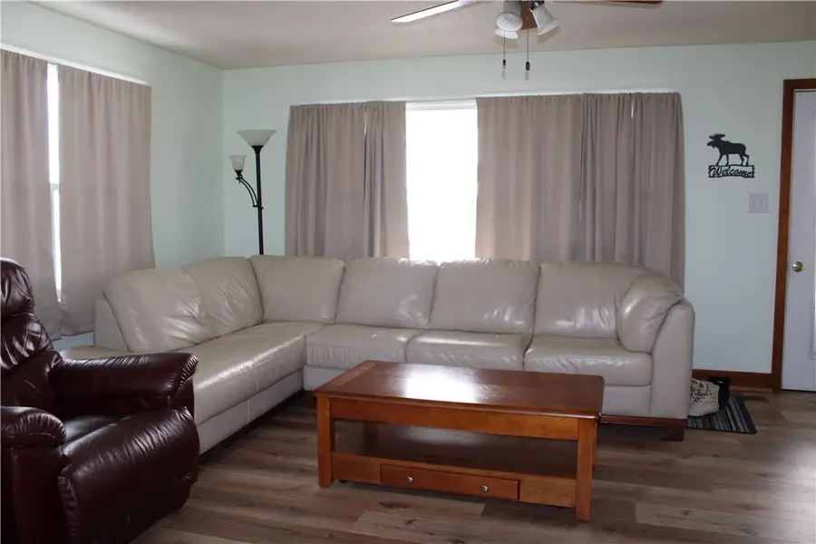 1302 N 2200 East Road, Shelbyville, IL 62565 - Image #3