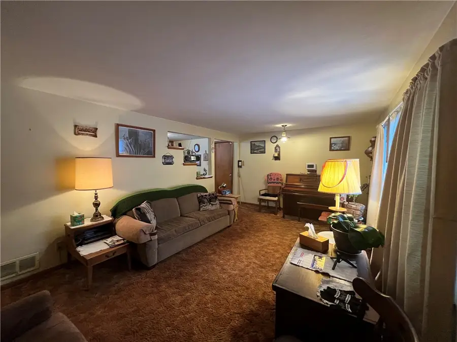 878 W Harrison Avenue, Decatur, IL 62526 - Image #3