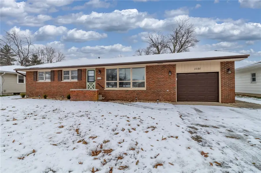 1101 W Saint Anthony Avenue, Effingham, IL 62401 - Image #2