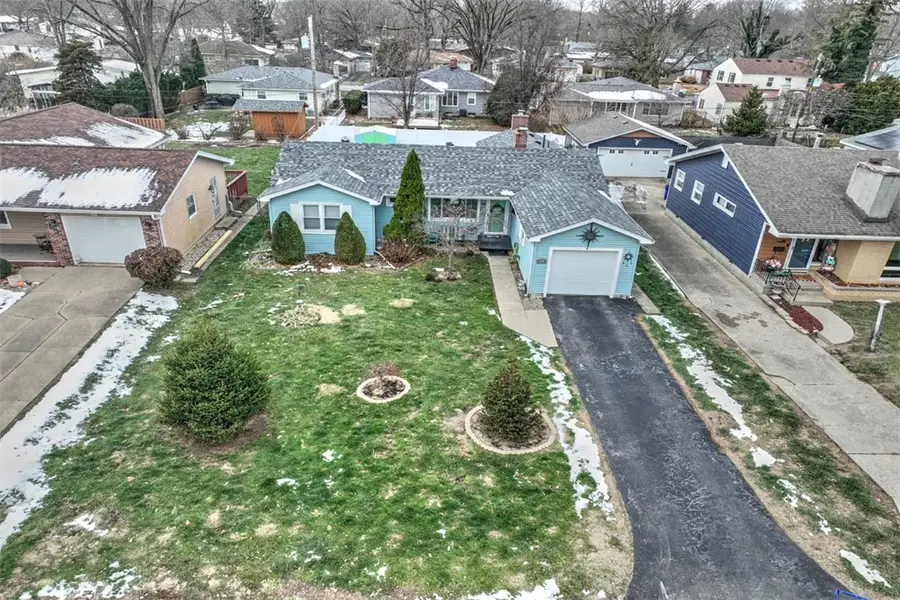 369 Woodale Avenue, Decatur, IL 62522 - Image #2