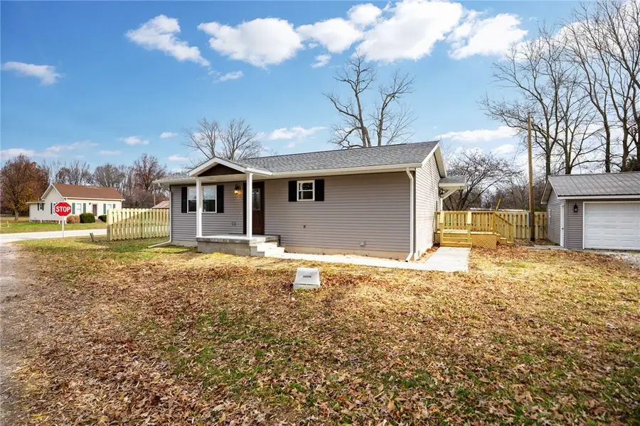 11146 N 700th Street, Altamont, IL 62411 - Image #2