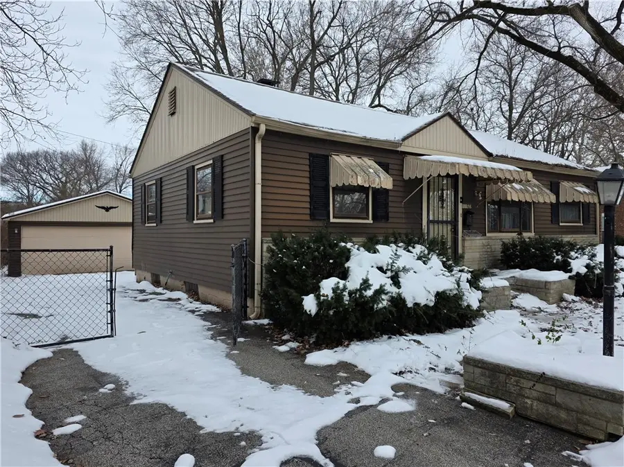 1160 Lincoln Park Drive, Decatur, IL 62522 - Image #2
