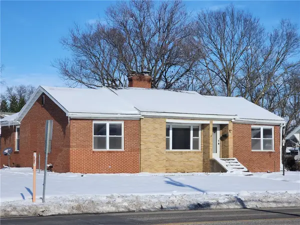 304 E Jackson Street, Sullivan, IL 61951